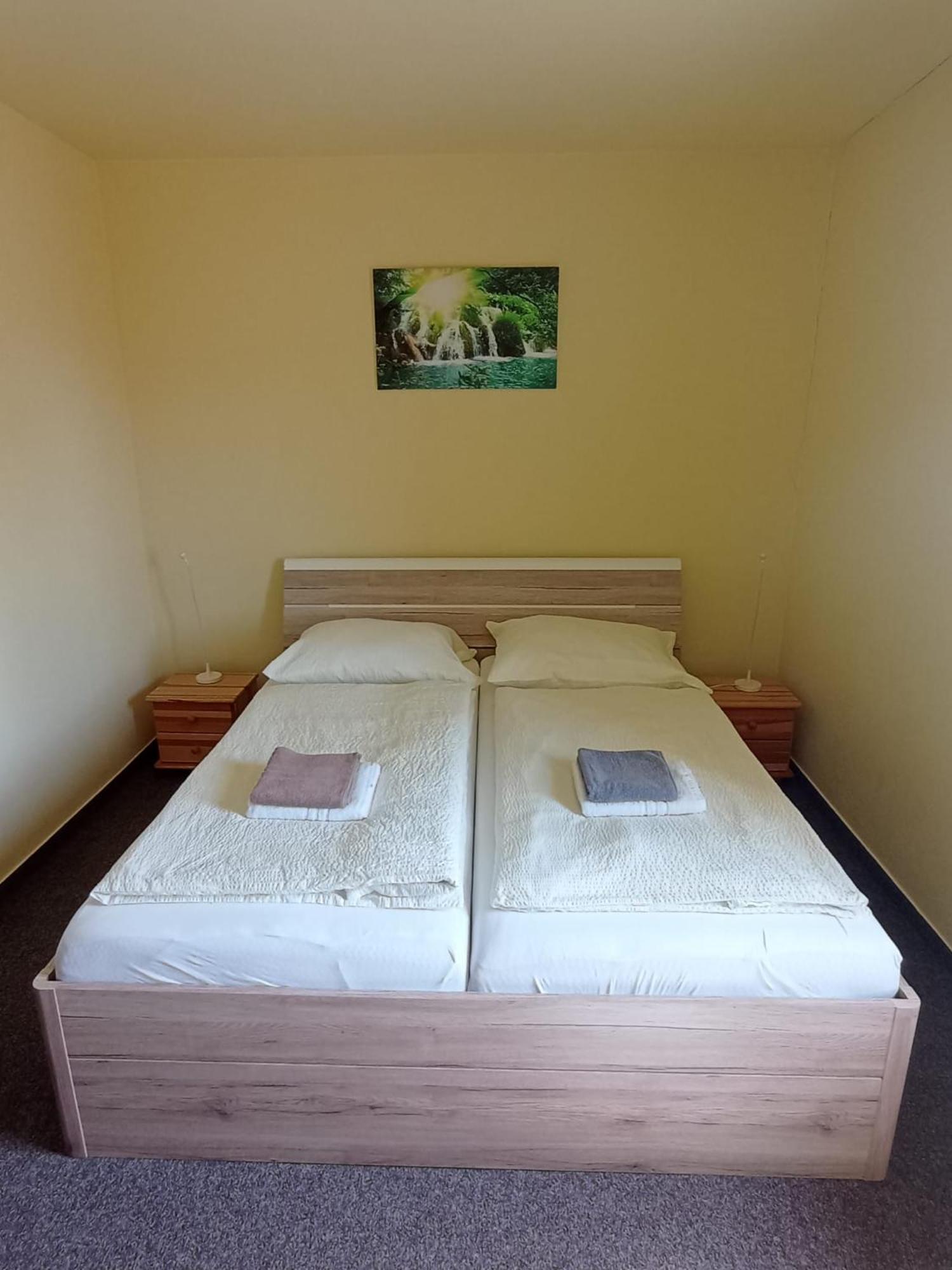 Sport - Relax Buky Hotel Františkovy Lázně Eksteriør billede