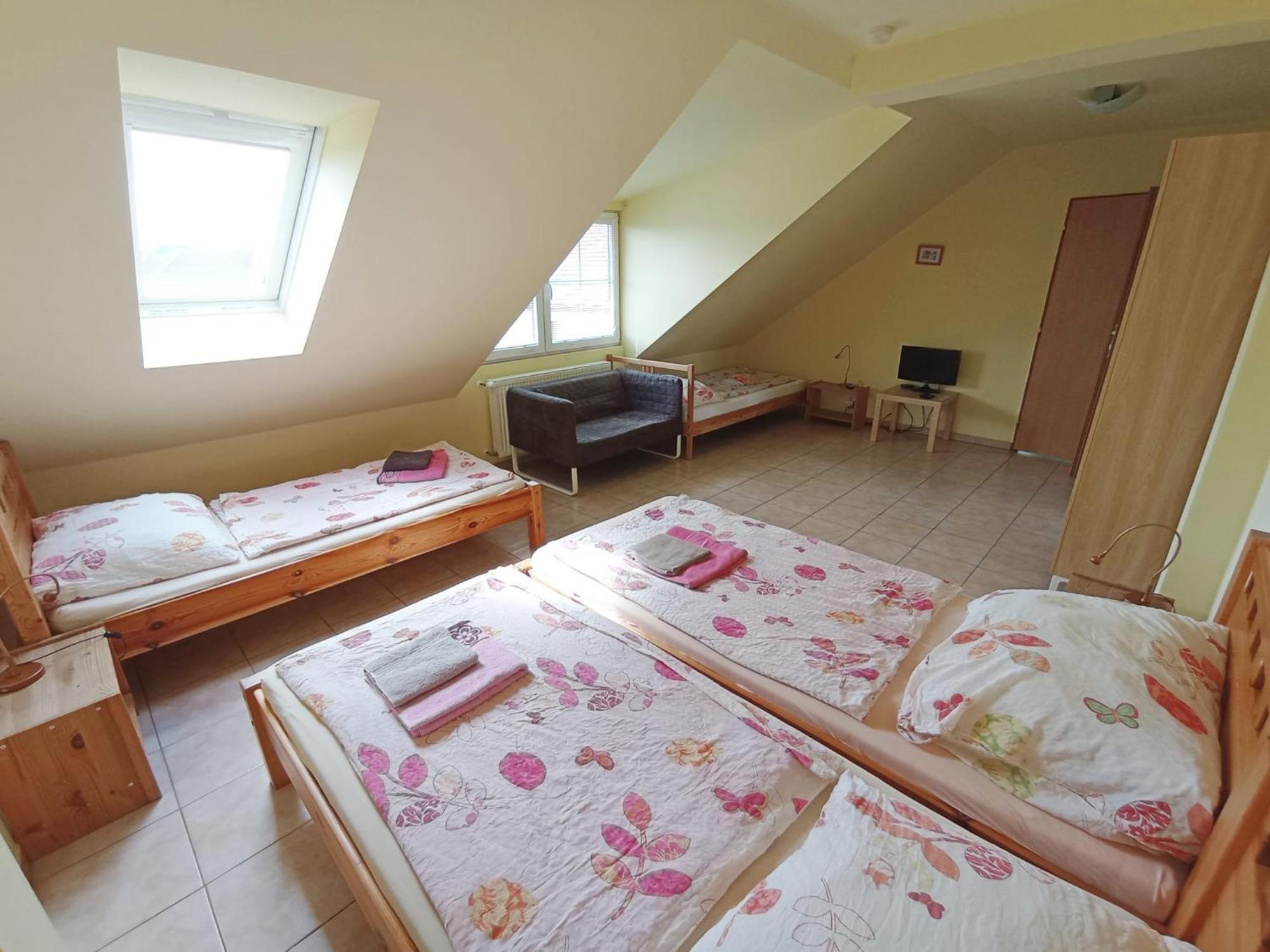 Sport - Relax Buky Hotel Františkovy Lázně Eksteriør billede